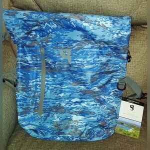 NWT Hydro Flask Ocean Camo Waterproof Backpack
